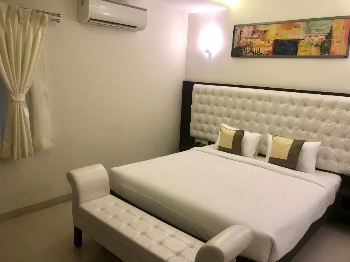 Krishna Beach Resort & Spa Colva Exterior photo